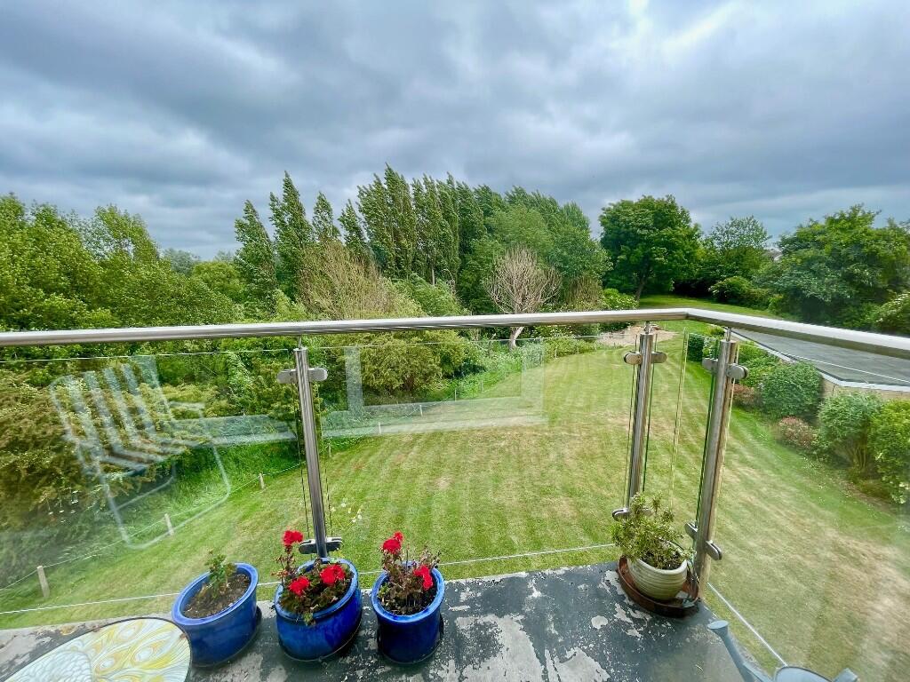 Main image of property: Thorpe Bay, Essex, SS1