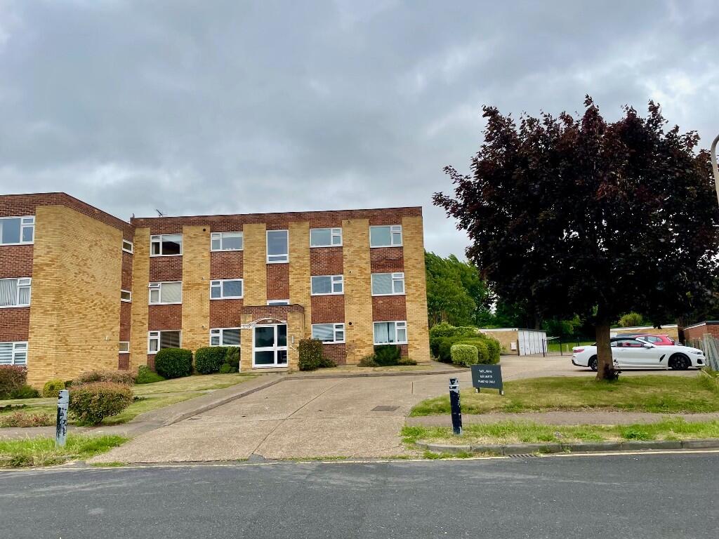 Main image of property: Thorpe Bay, Essex, SS1