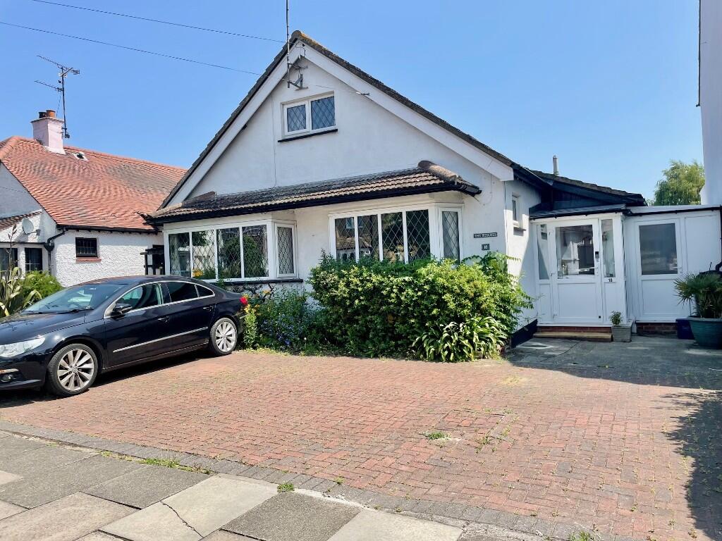 Main image of property: Leigh-On-Sea, Essex, SS9