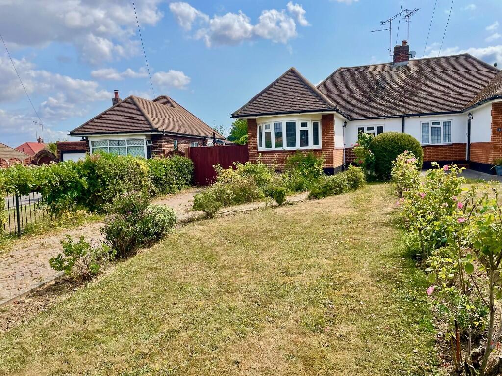 Main image of property: Thorndon Park Crescent, Leigh-On-Sea, Essex, SS9