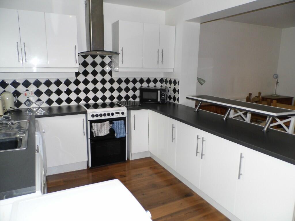 Main image of property: Upminster Road North, Rainham, Essex, RM13