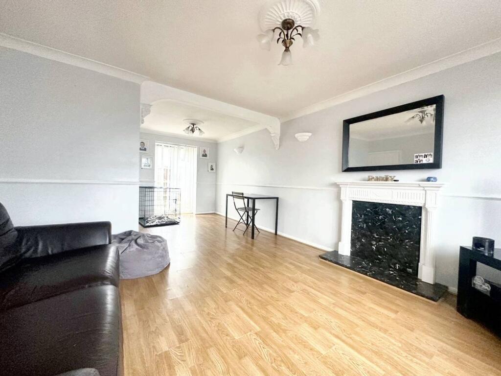 Additional property image - Jason Close, Peacehaven, BN10 8JZ