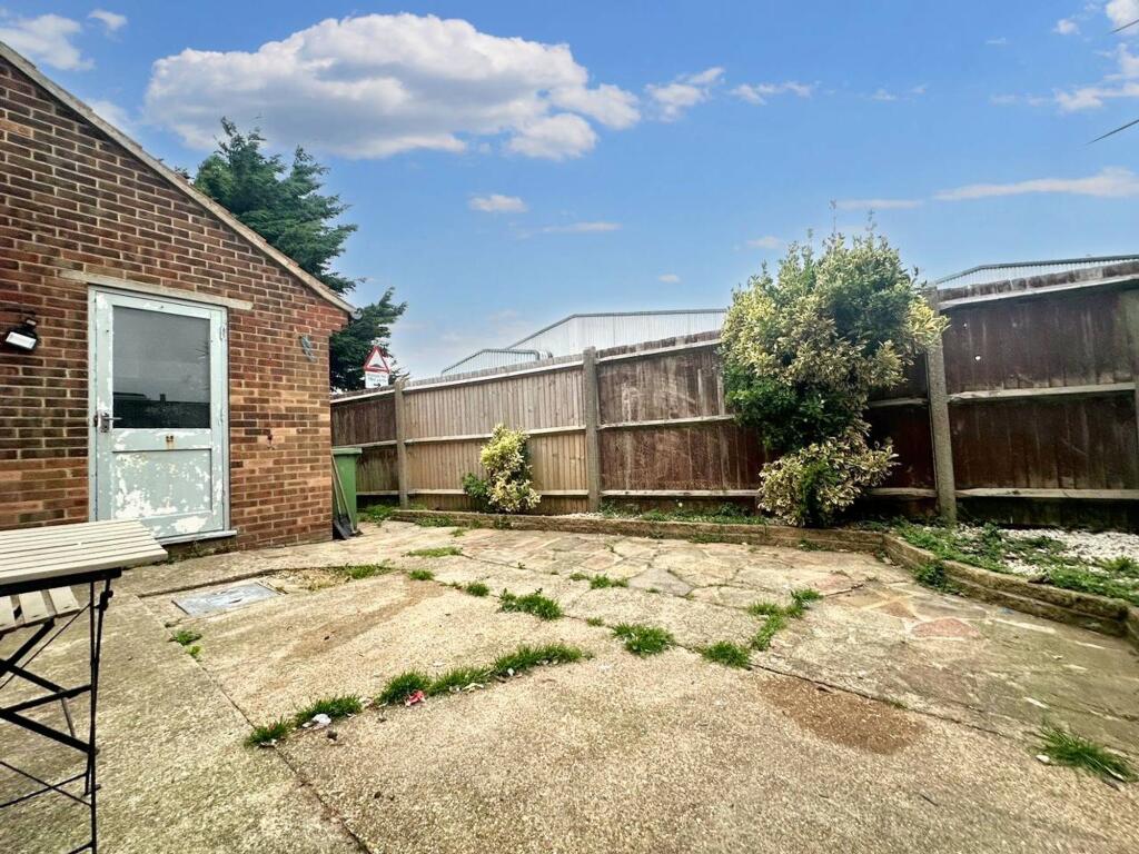 Additional property image - Jason Close, Peacehaven, BN10 8JZ