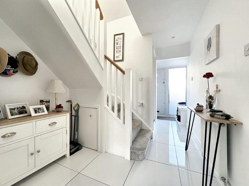 Additional property image - Cissbury Crescent, Saltdean, BN2 8RJ