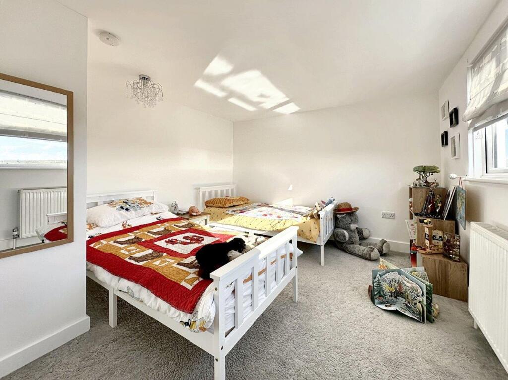 Additional property image - Cissbury Crescent, Saltdean, BN2 8RJ