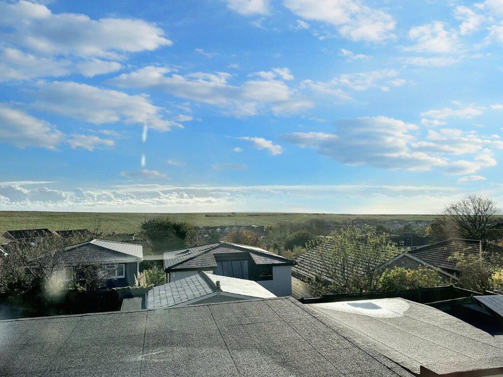 Additional property image - Cissbury Crescent, Saltdean, BN2 8RJ
