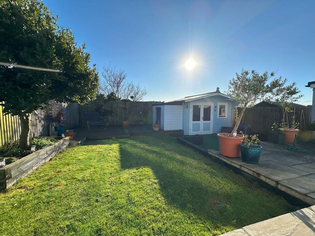 Additional property image - Cissbury Crescent, Saltdean, BN2 8RJ