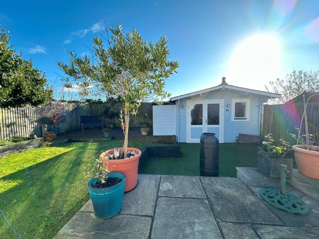 Additional property image - Cissbury Crescent, Saltdean, BN2 8RJ