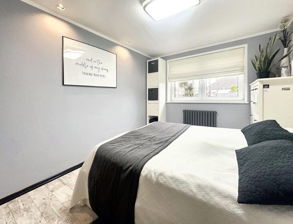Additional property image - Sutton Avenue, Peacehaven, BN10 7NY