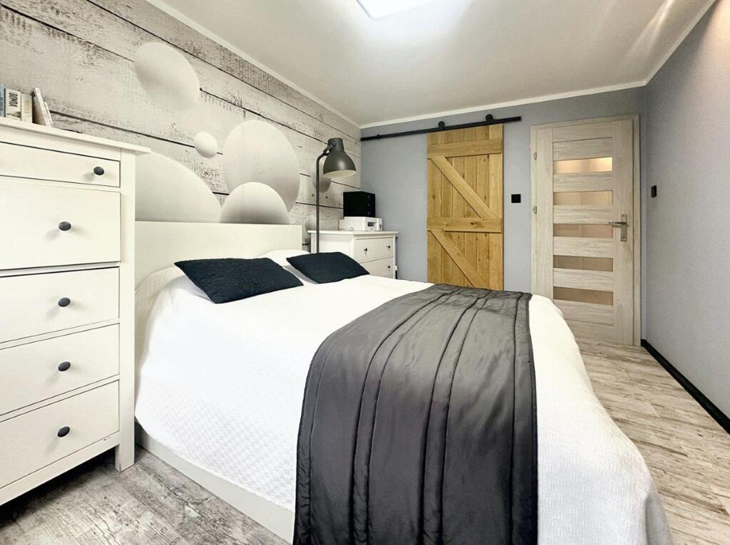 Additional property image - Sutton Avenue, Peacehaven, BN10 7NY