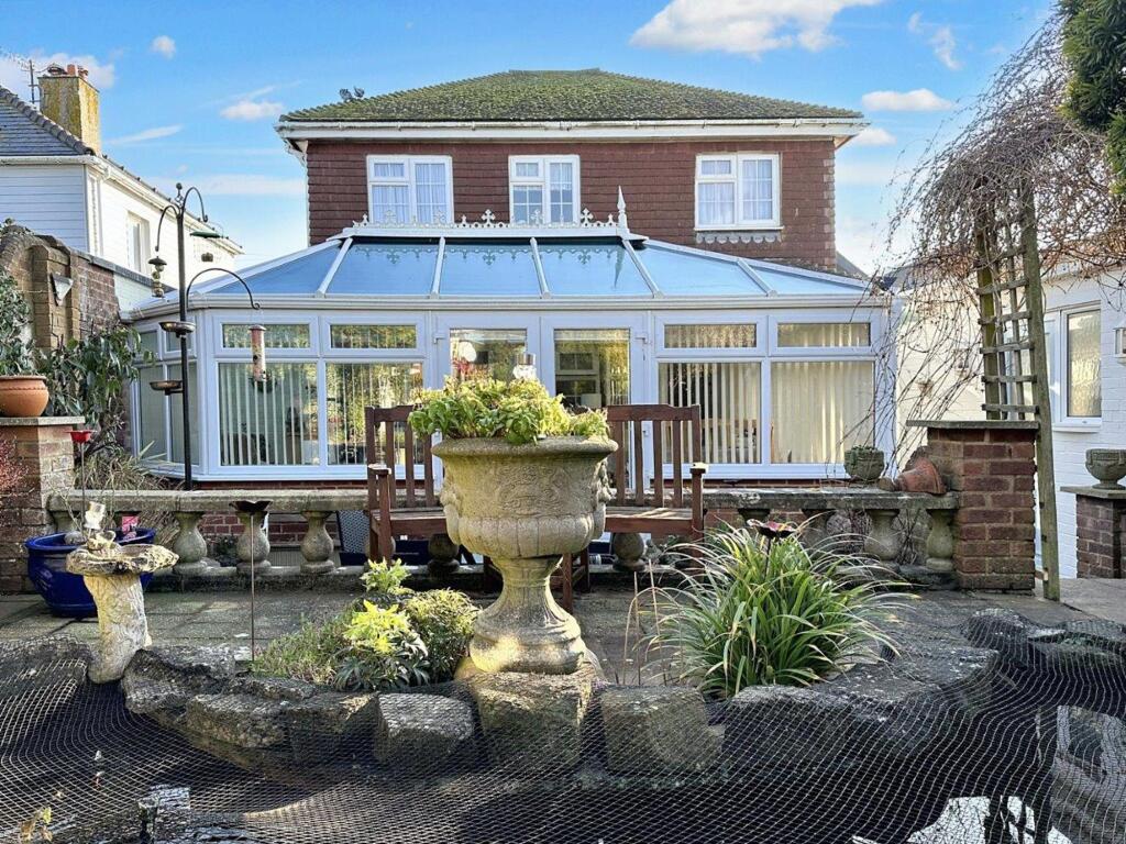 Additional property image - Bramber Avenue, Peacehaven, BN10 8HR