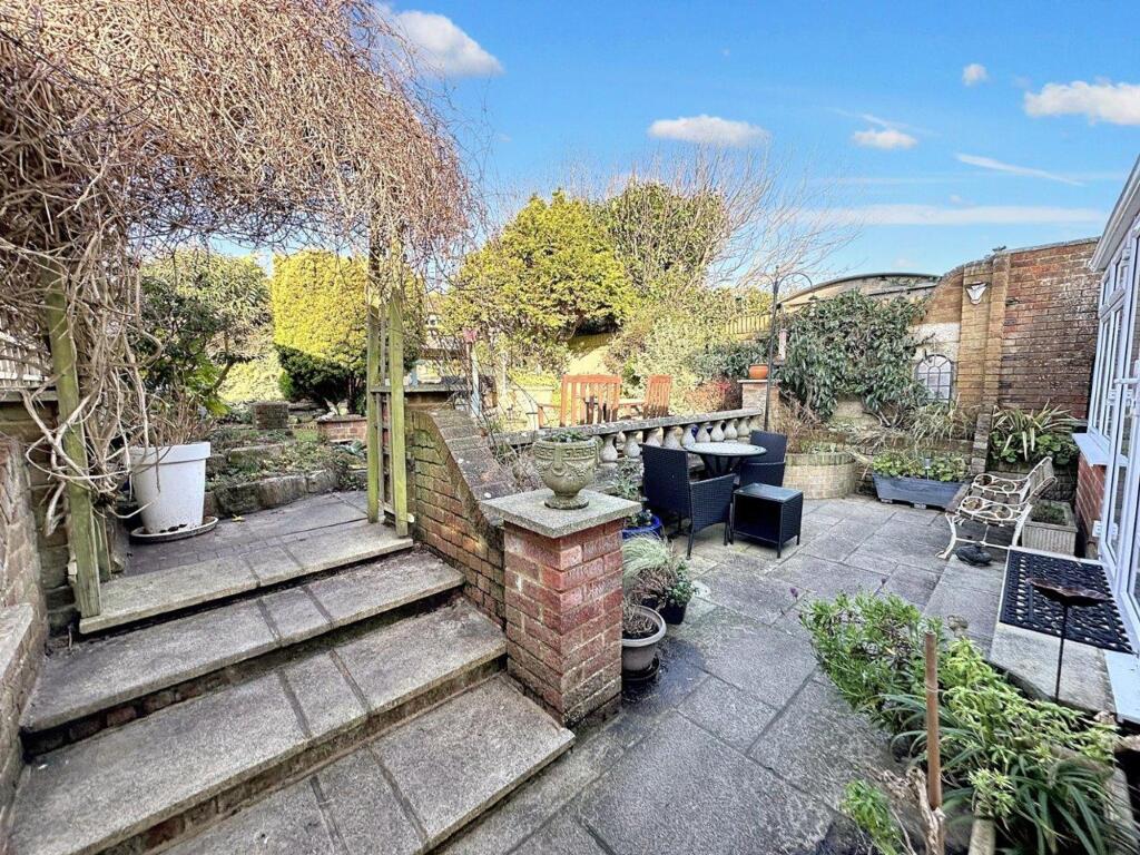 Additional property image - Bramber Avenue, Peacehaven, BN10 8HR