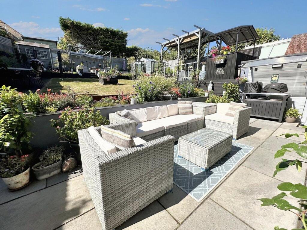 Main image of property: Cissbury Crescent, Saltdean, BN2 8RH