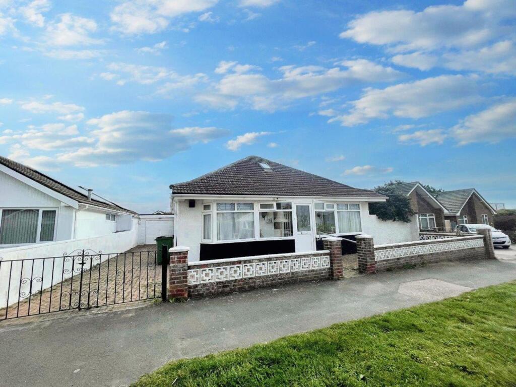 Main image of property: Horsham Avenue North, Peacehaven, BN10 8DU