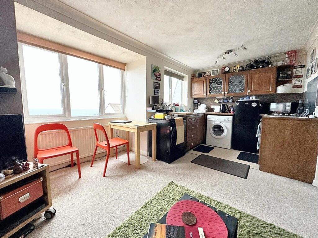 Additional property image - Longridge Lodge, 8 Nutley Avenue, Saltdean, BN2 8EB