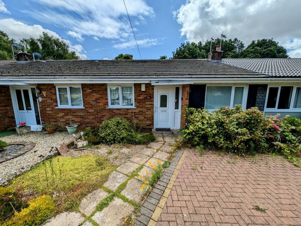 2 bedroom bungalow for sale in Kenilworth, Yate, Bristol, BS37