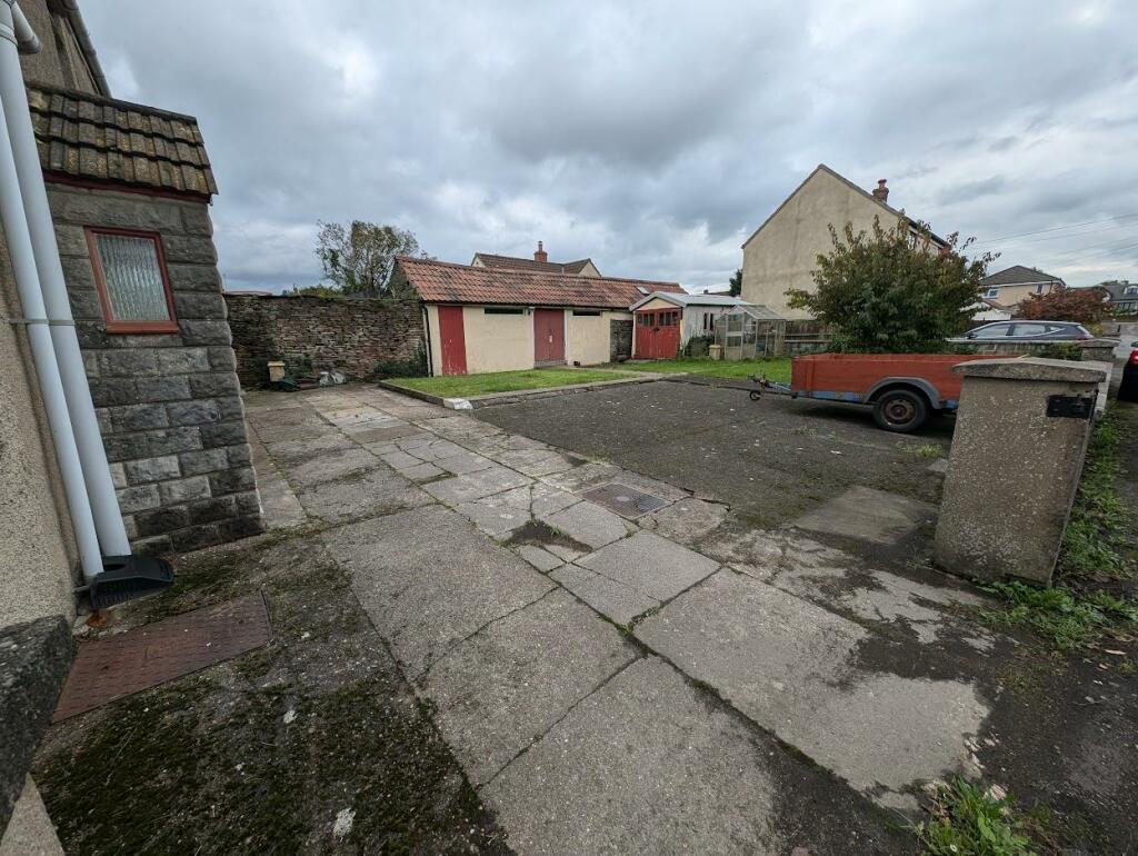 Additional property image - Boundary Road, Coalpit Heath, Bristol