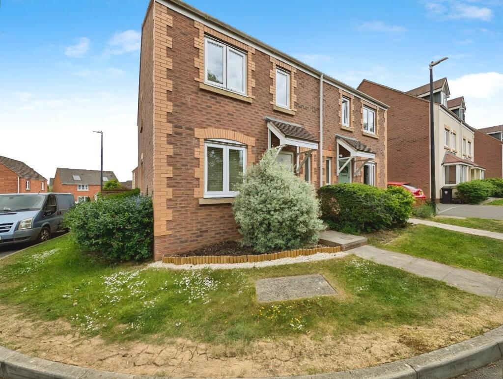 Main image of property: Green Crescent, Frampton Cotterell, Bristol, BS36 2FG