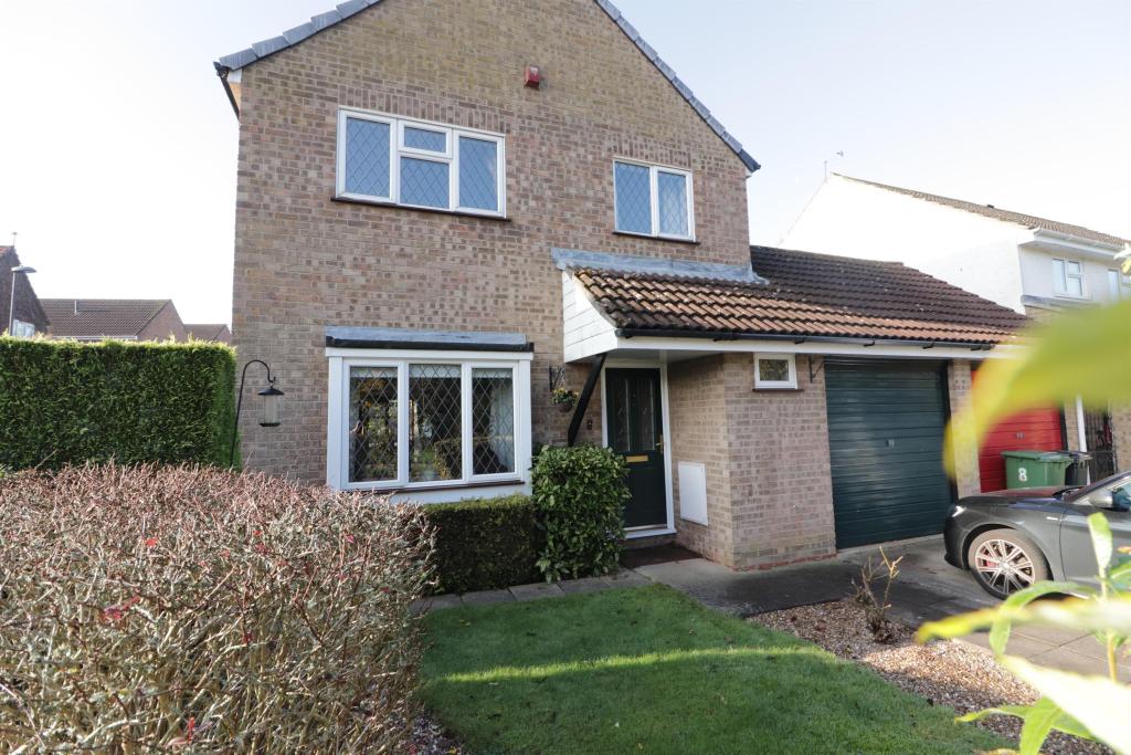 3 bedroom detached house for sale in Templar Road, Yate, Bristol, BS37