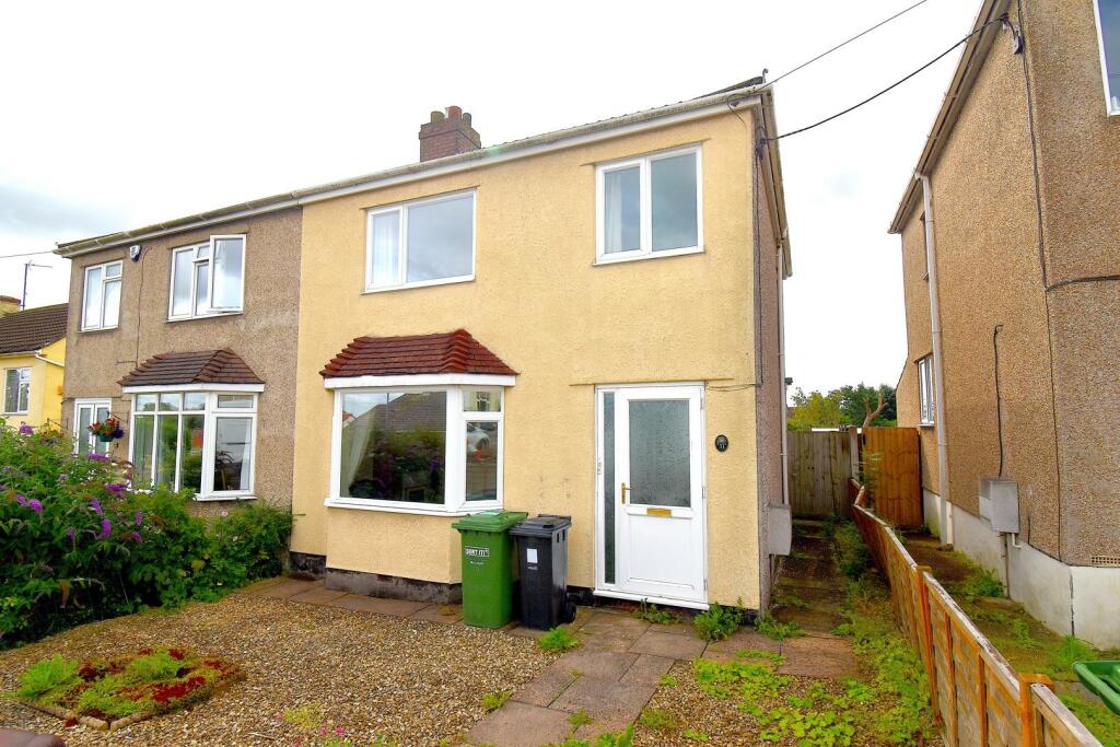 3 bedroom semidetached house for sale in Claypool Road, Kingswood