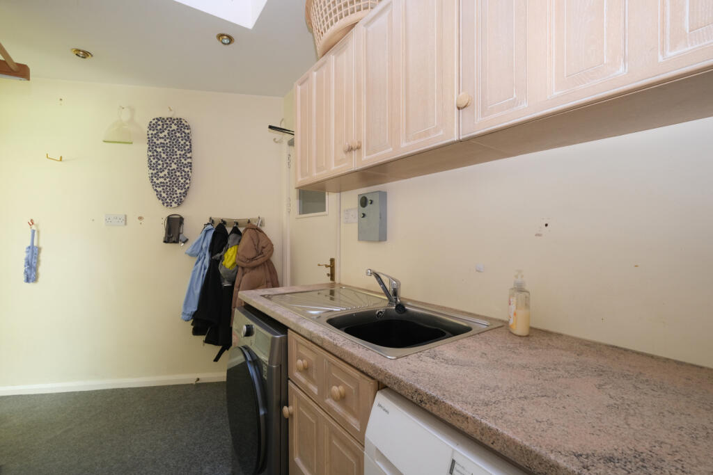 Additional property image - Ryefield Close,Solihull B91 1PP