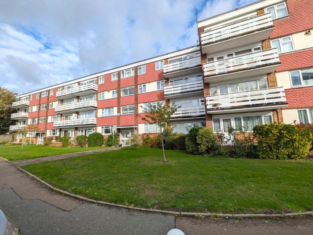 Main image of property: Templewood Court, Hadleigh, Essex