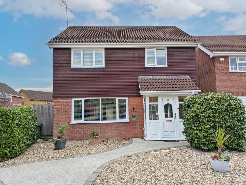 Main image of property: Coppens Green, Wickford, Essex