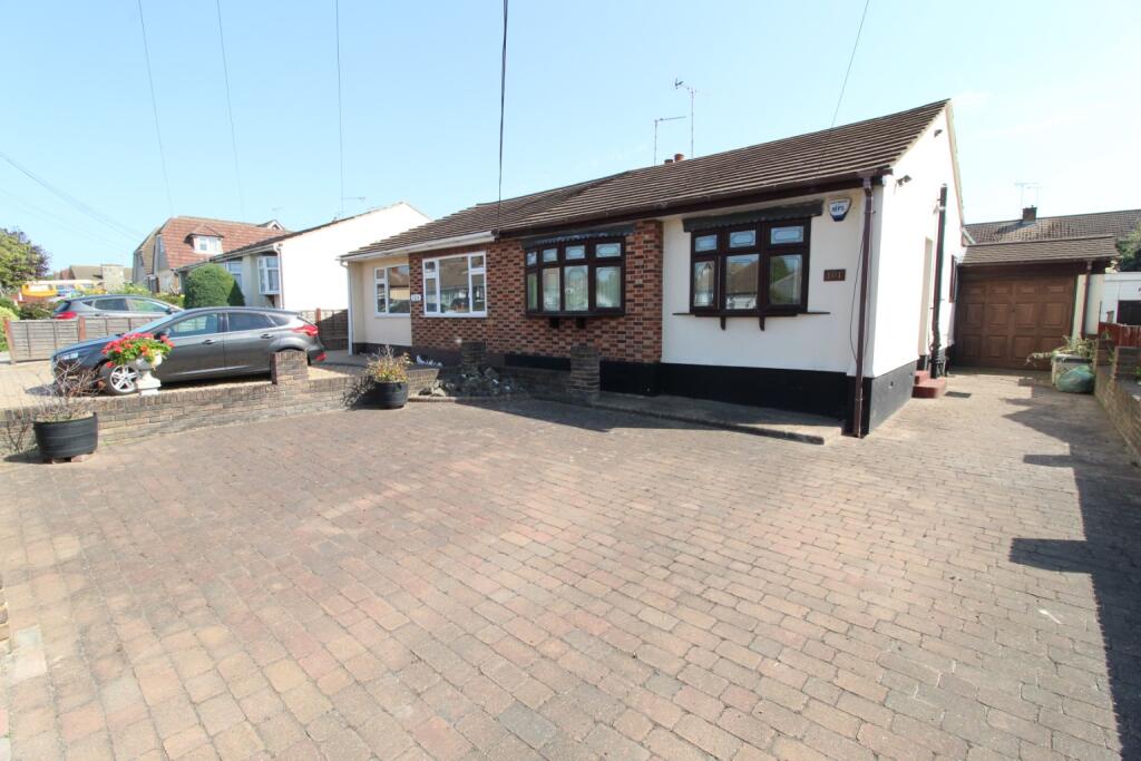 Main image of property: Clifton Avenue, Benfleet