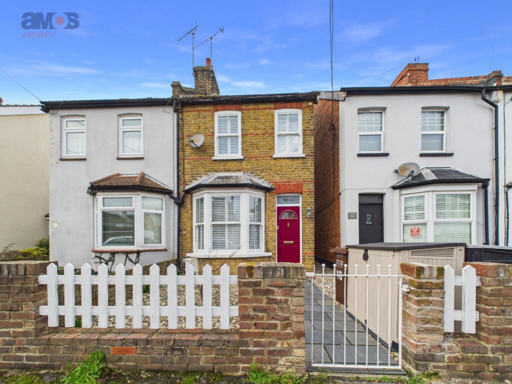 Main image of property: Ash Road, Hadleigh, Essex