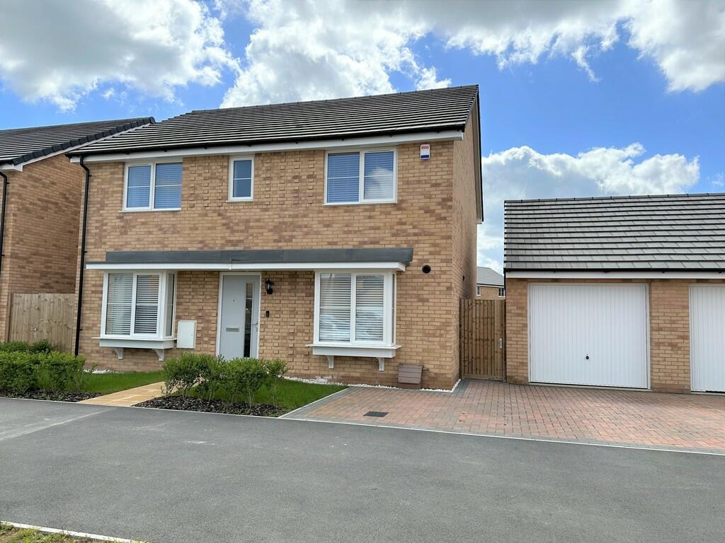4 bedroom detached house for sale in Lancaster Avenue, Maldon, CM9
