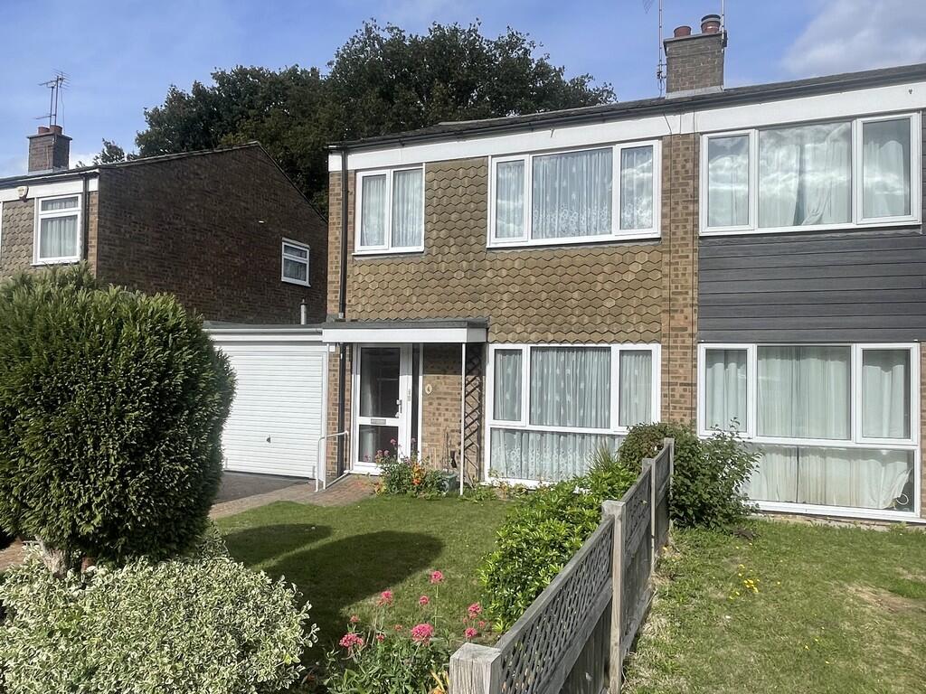 Main image of property: Exeter Close