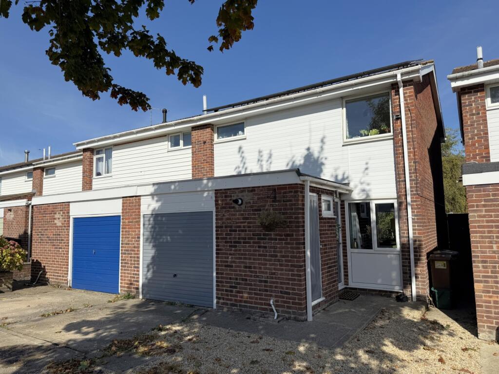 Main image of property: Evenlode Close, Grove