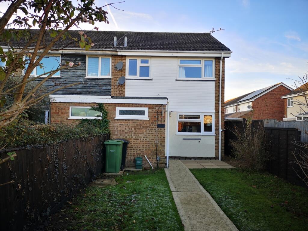 Main image of property: Broadmarsh Close, Grove