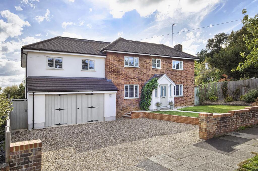 Main image of property: PRESDALES DRIVE - WARE SOUTH SIDE