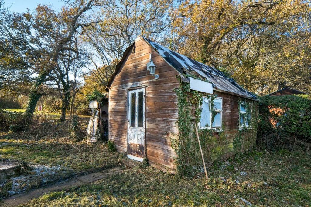 2 bedroom cottage for sale in Cranmore, Isle of Wight, PO41