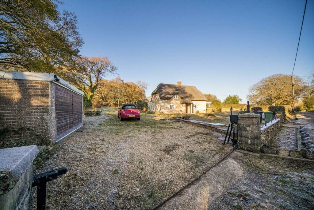 2 bedroom cottage for sale in Cranmore, Isle of Wight, PO41