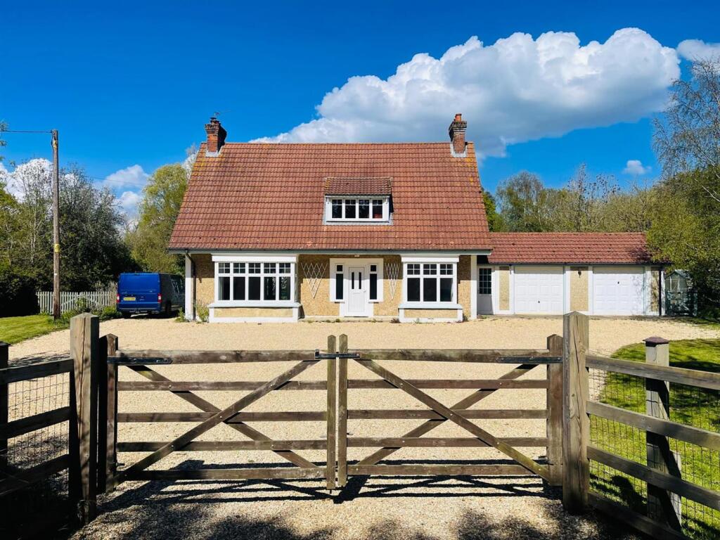 Main image of property: Cranmore, Isle of Wight