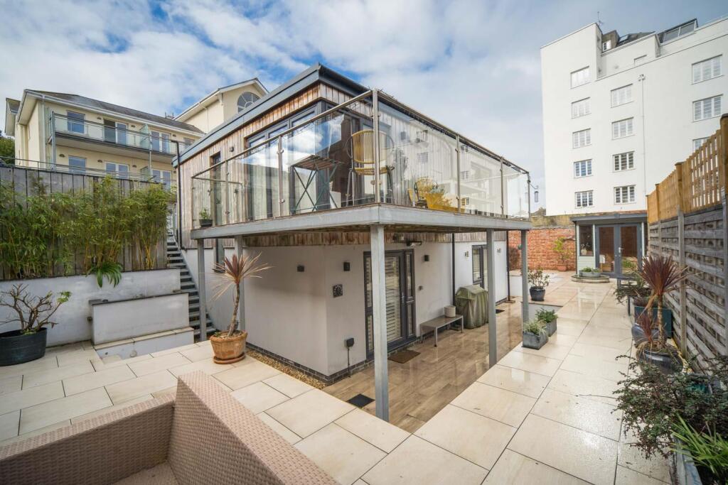 Main image of property: The Grove, Cowes