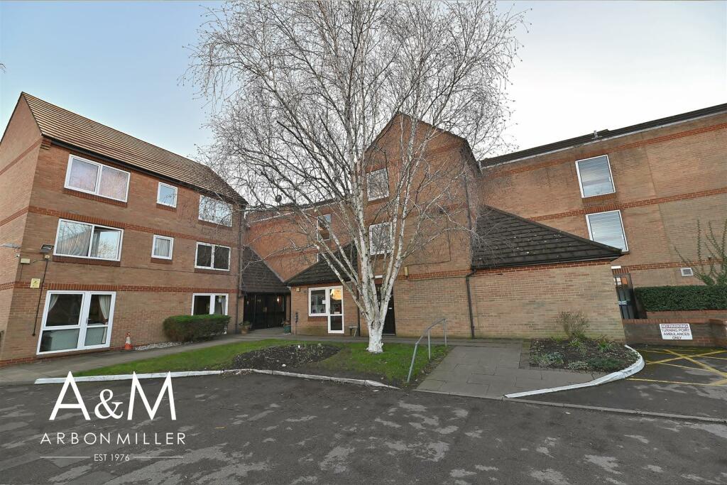 1 bedroom retirement property for sale in Homeheather House, Redbridge, IG4