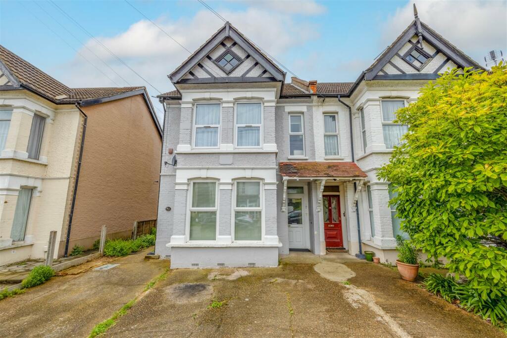 1 bedroom apartment for sale in Honiton Road, SouthendOnSea, SS1