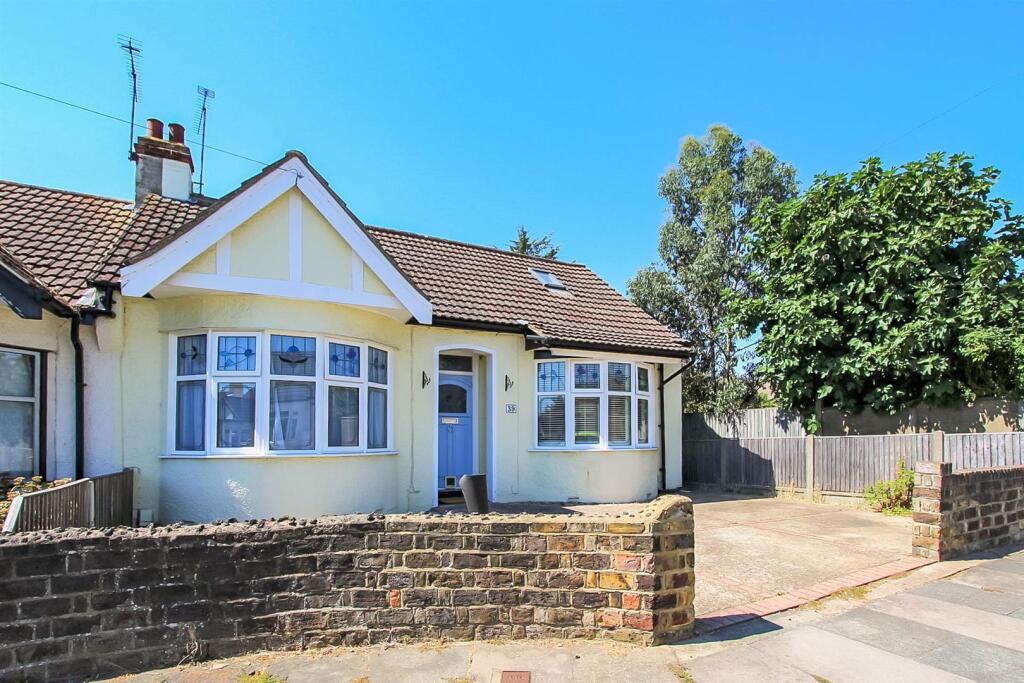 Main image of property: HIGHFIELD GROVE, Westcliff-On-Sea