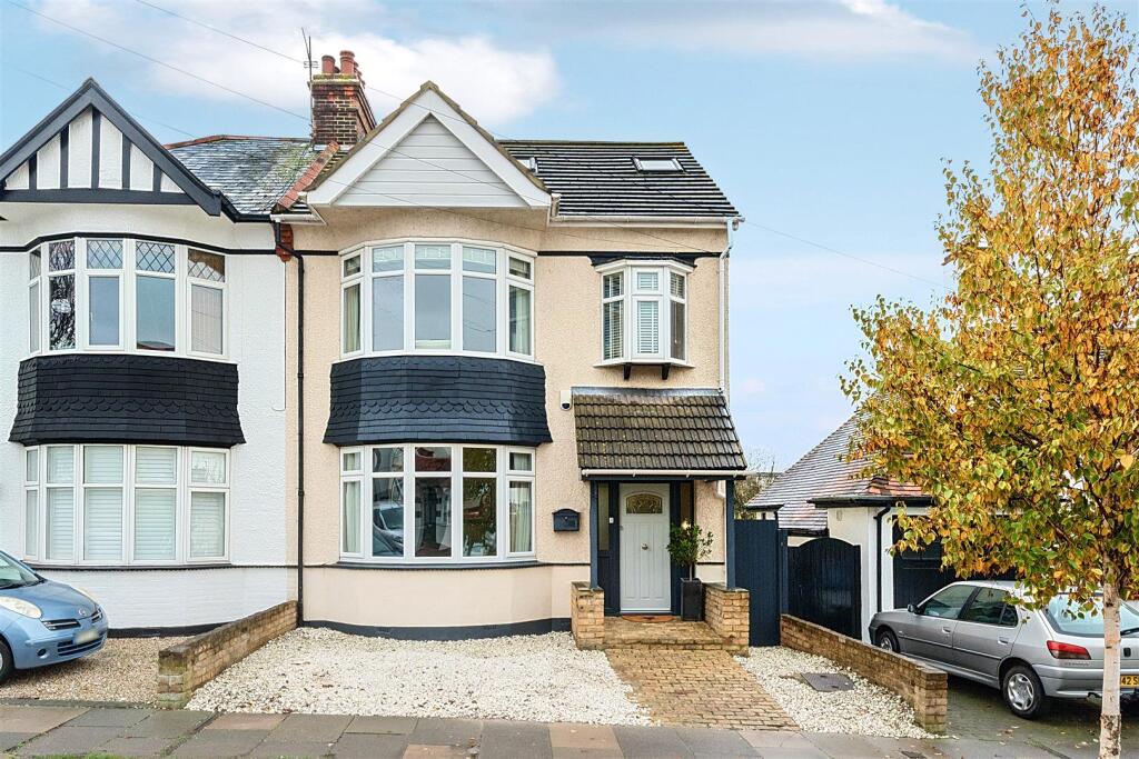 Main image of property: Westleigh Avenue, Leigh-On-Sea