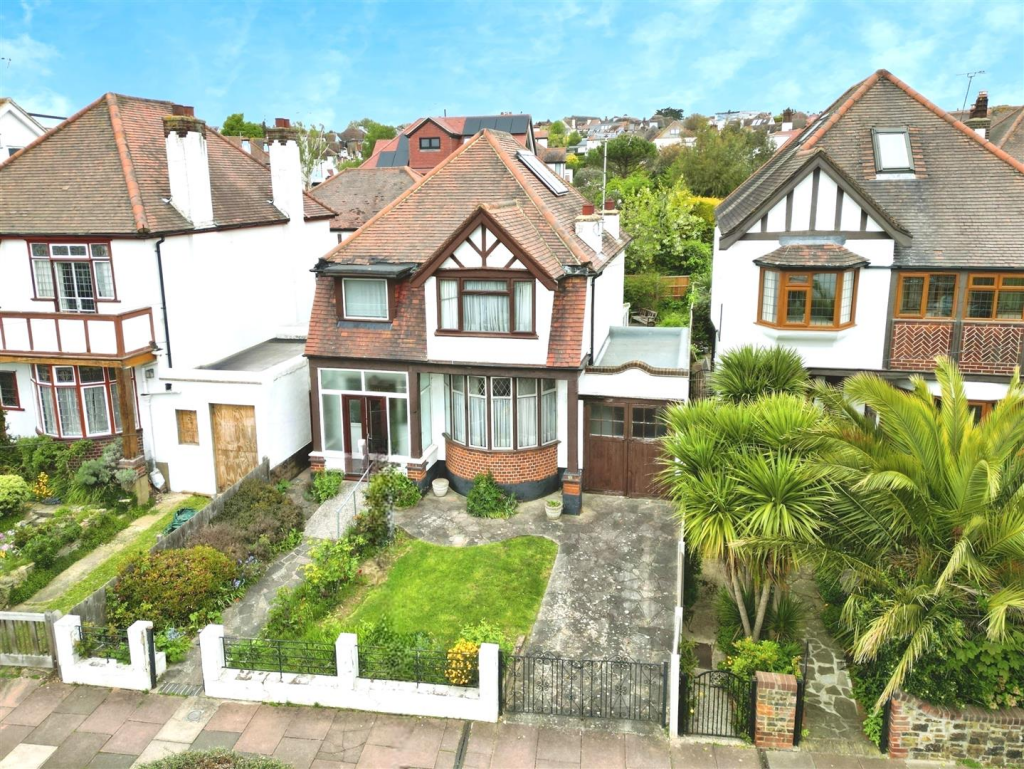 Main image of property: THE CROSSWAYS, Chalkwell