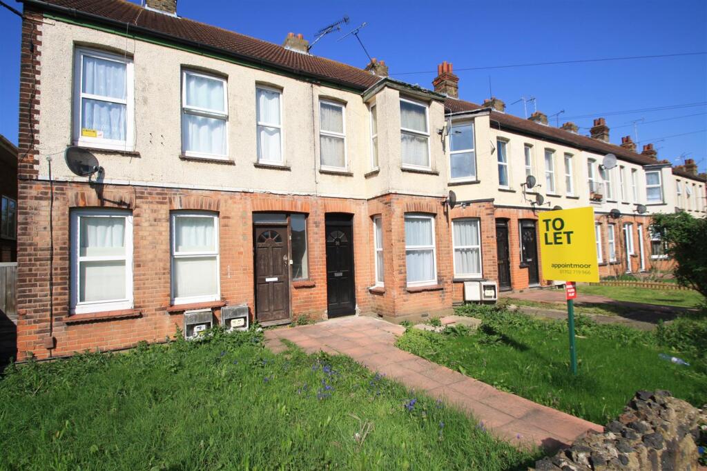 Main image of property: Carlingford Drive, Westcliff-On-Sea