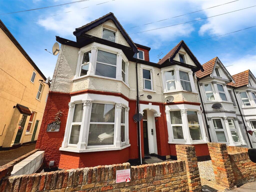 Main image of property: Silverdale Avenue, Westcliff-On-Sea