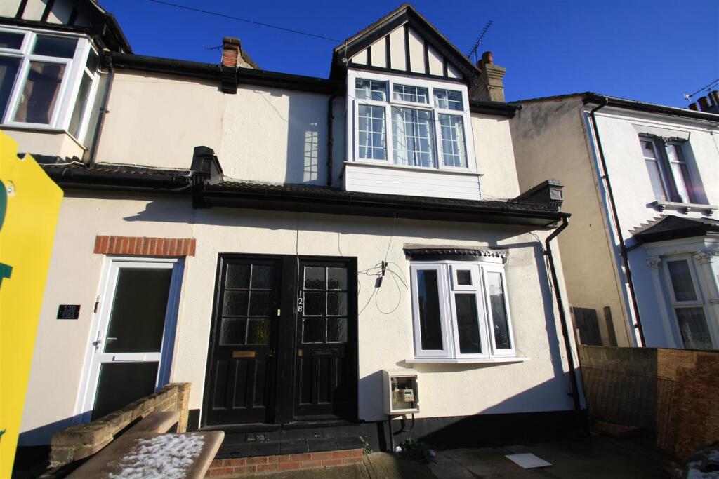 Main image of property: North Road, Westcliff-On-Sea