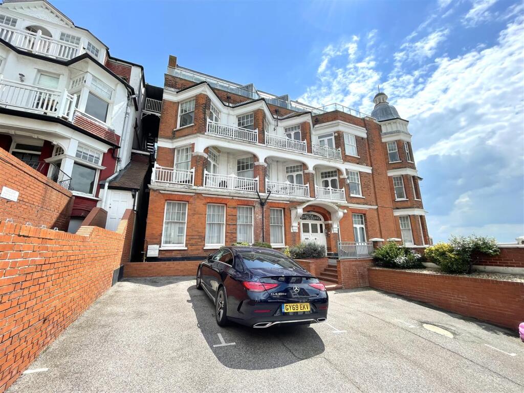 Main image of property: Palmeira Avenue, Westcliff-On-Sea