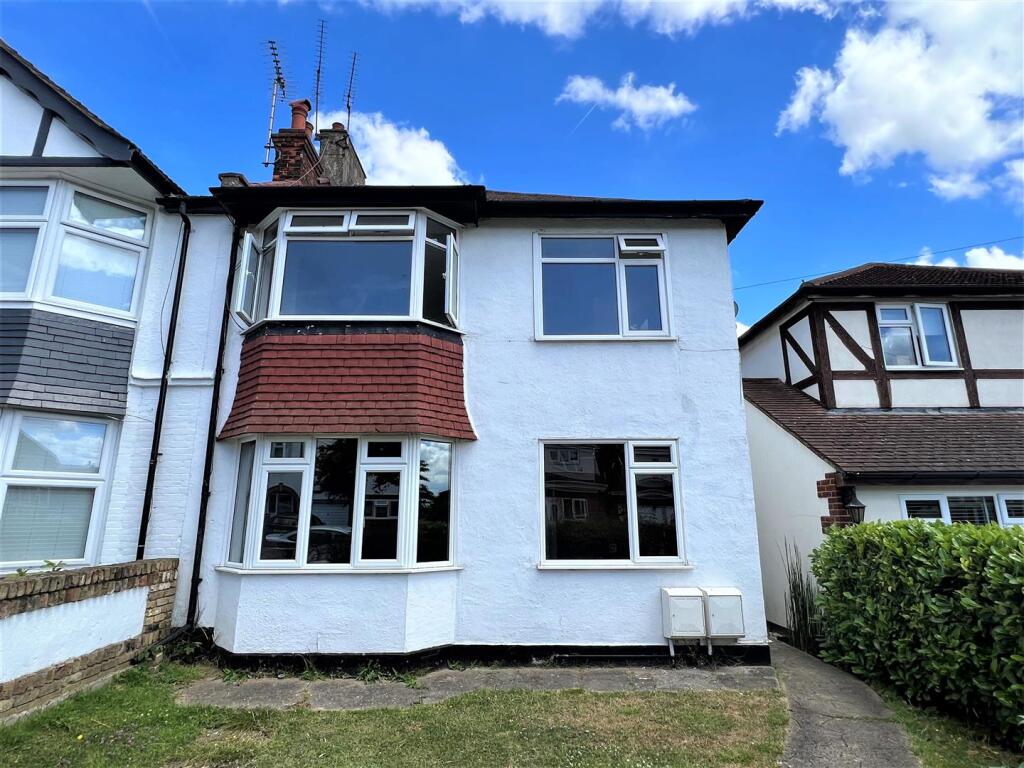 Main image of property: Kingswood Chase, Leigh-On-Sea