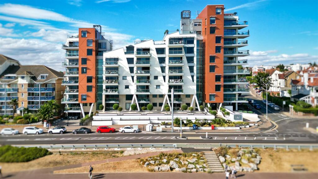 Main image of property: The Leas, Westcliff-On-Sea