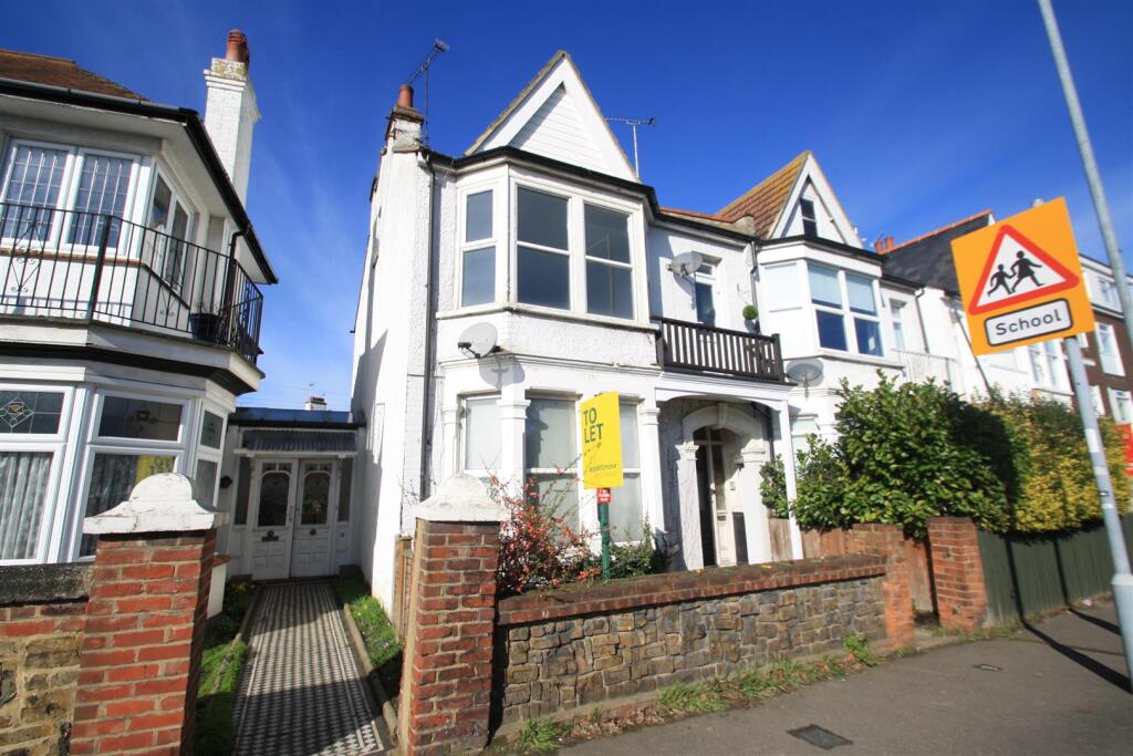 Main image of property: Leigh Road, Leigh-On-Sea